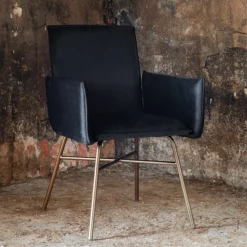 Fjôrd Eetkamerstoel Petra Distressed Koper/Zwart Velvet
