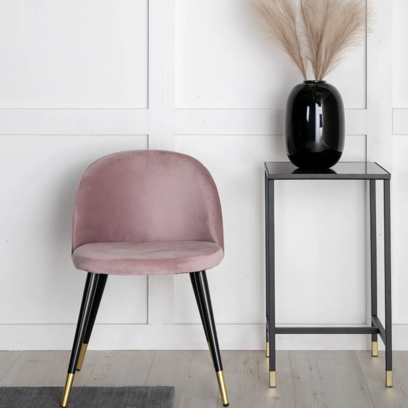 Fjôrd Eetkamerstoel Velvet Dusty Roze met Goud/Zwart