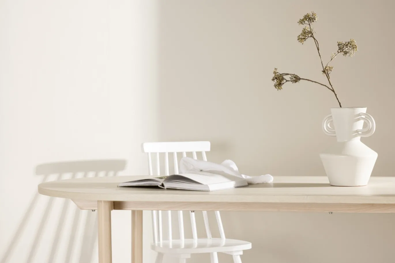 Fjôrd Eettafel Andy Beige Ovaal 180cm