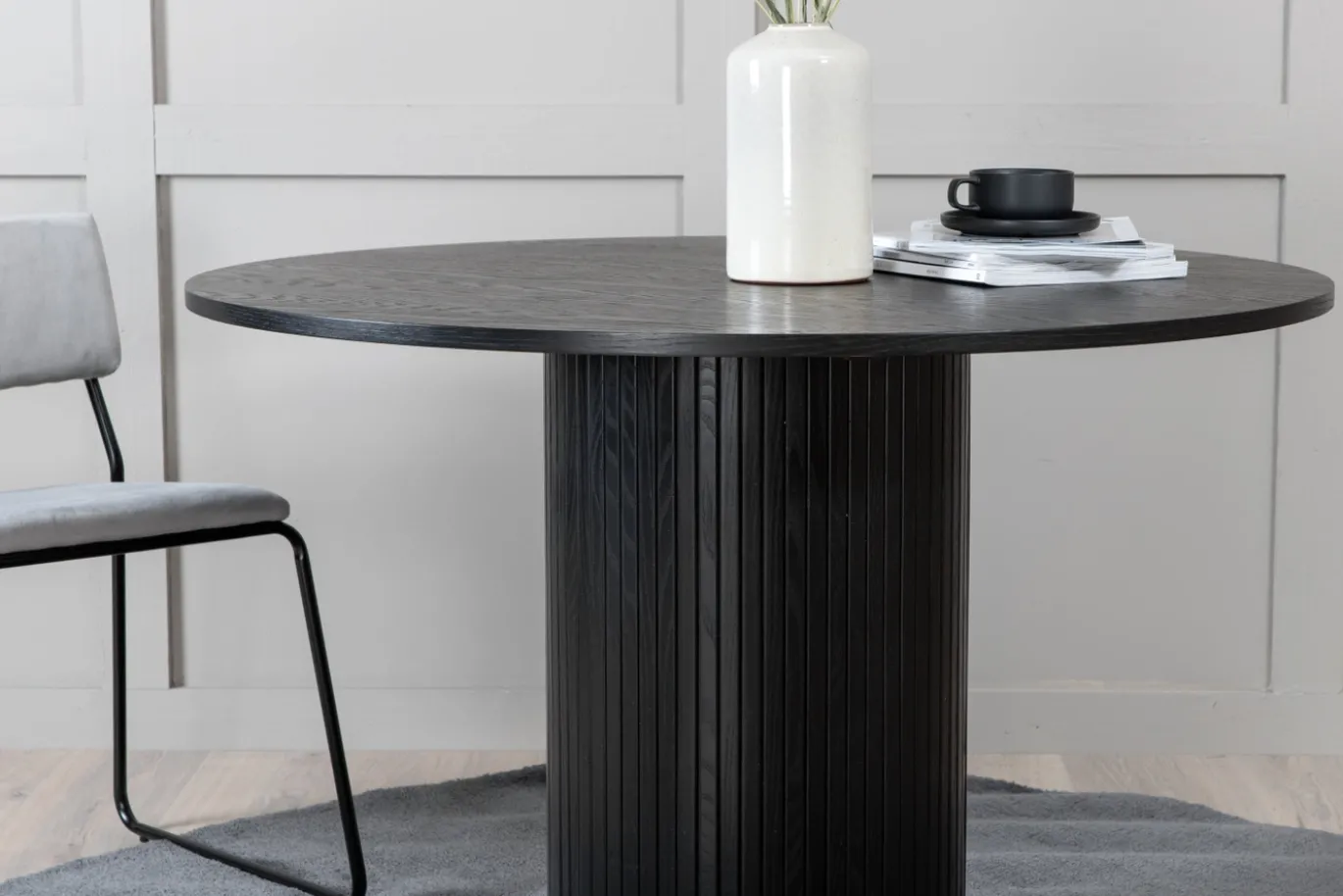Fjôrd Eettafel Bianca Rond Zwart 110cm