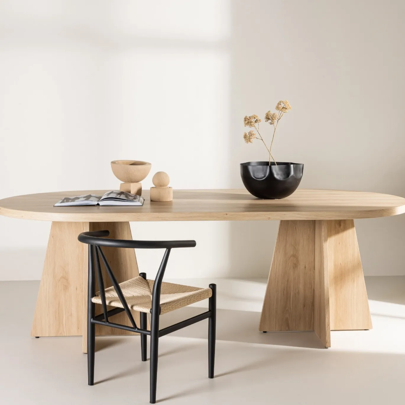 Fjôrd Eettafel Bootcut Naturel Ovaal 230cm