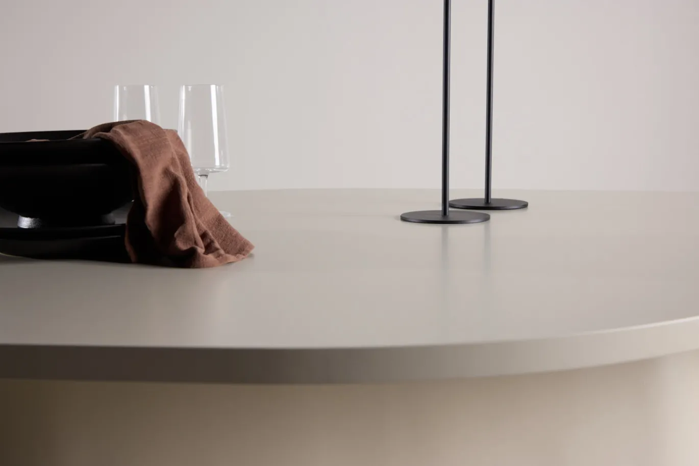 Fjôrd Eettafel Diamond Ovaal MDF Beige 210cm