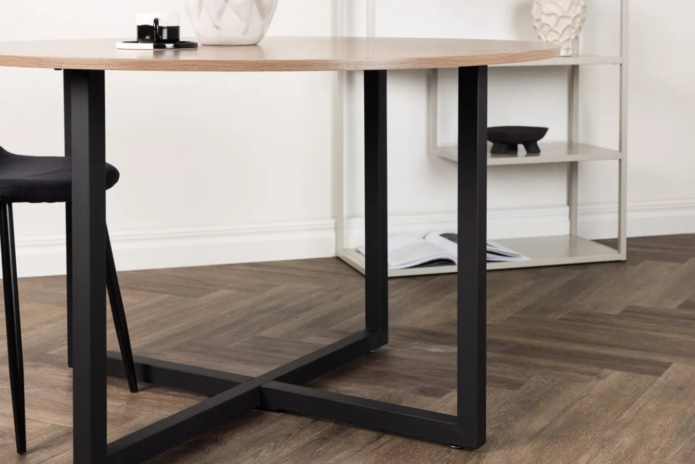 Fjôrd Eettafel Durango Rond Zwart Walnoot