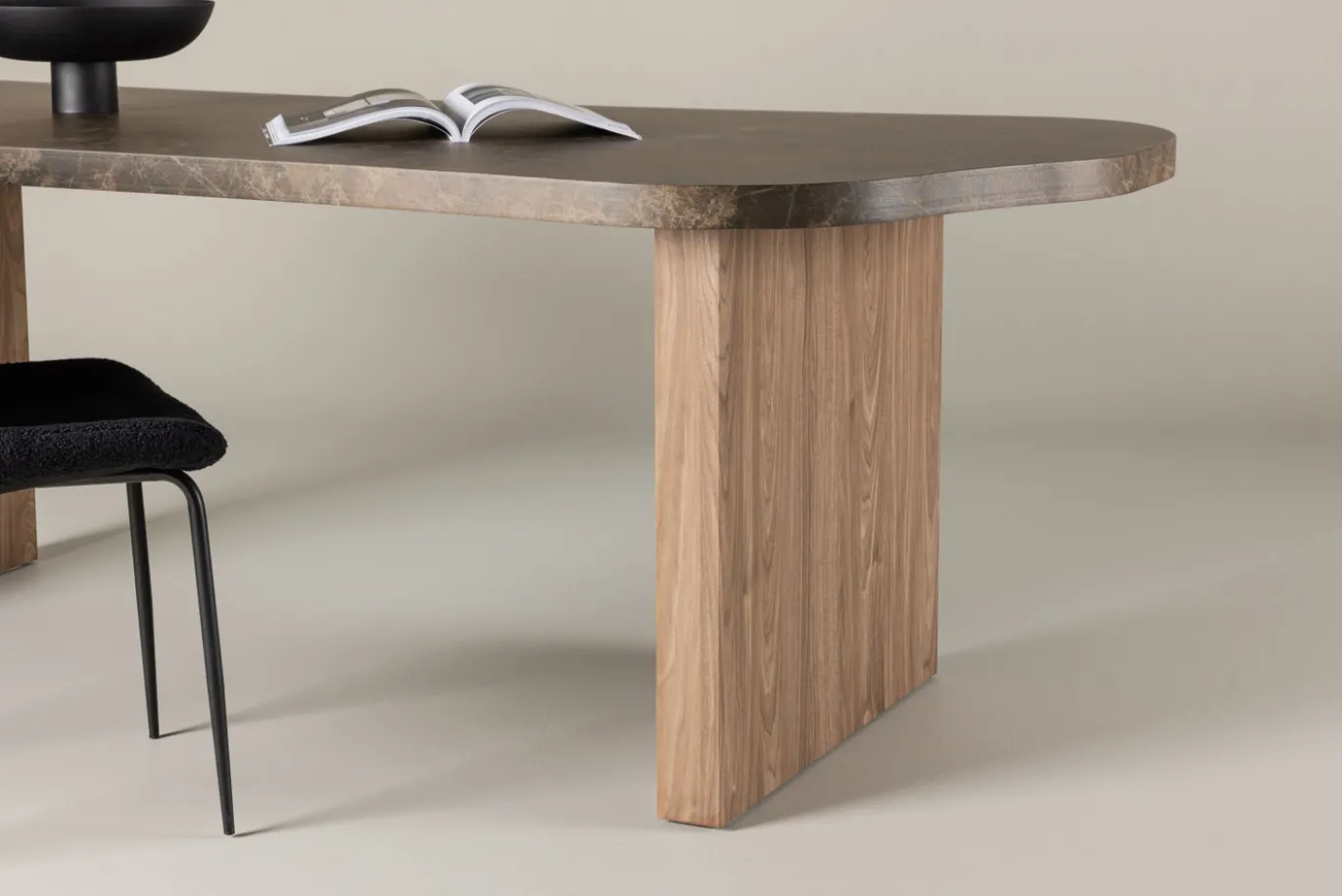 Fjôrd Eettafel Eleonora Organisch Bruin Marmerlook 230cm