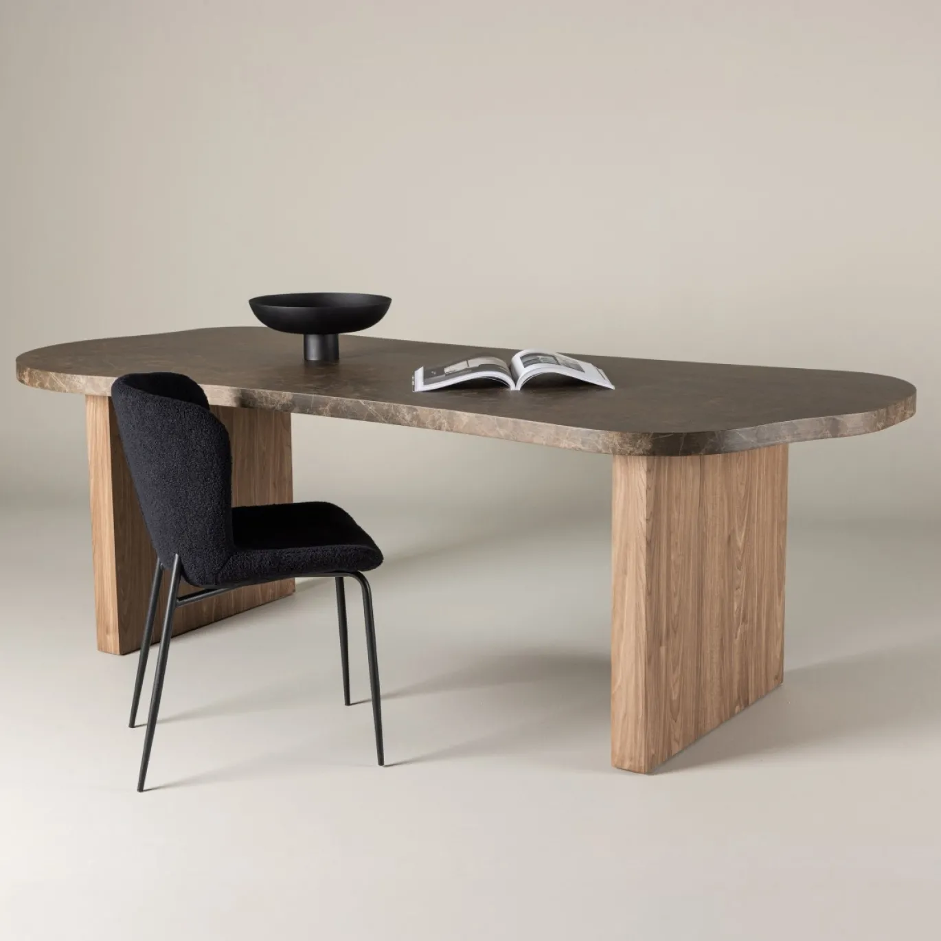 Fjôrd Eettafel Eleonora Organisch Bruin Marmerlook 230cm
