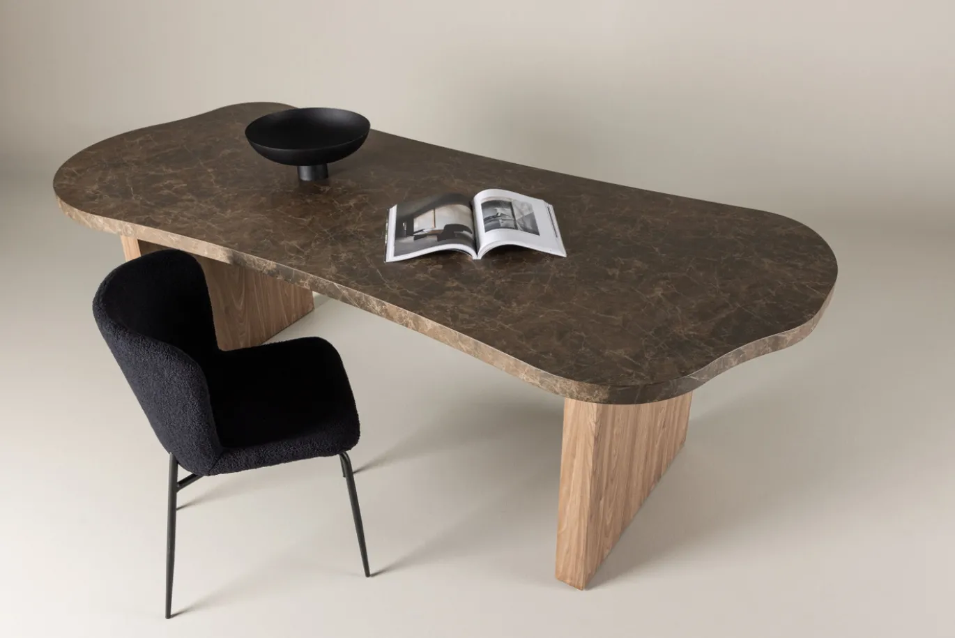 Fjôrd Eettafel Eleonora Organisch Bruin Marmerlook 230cm