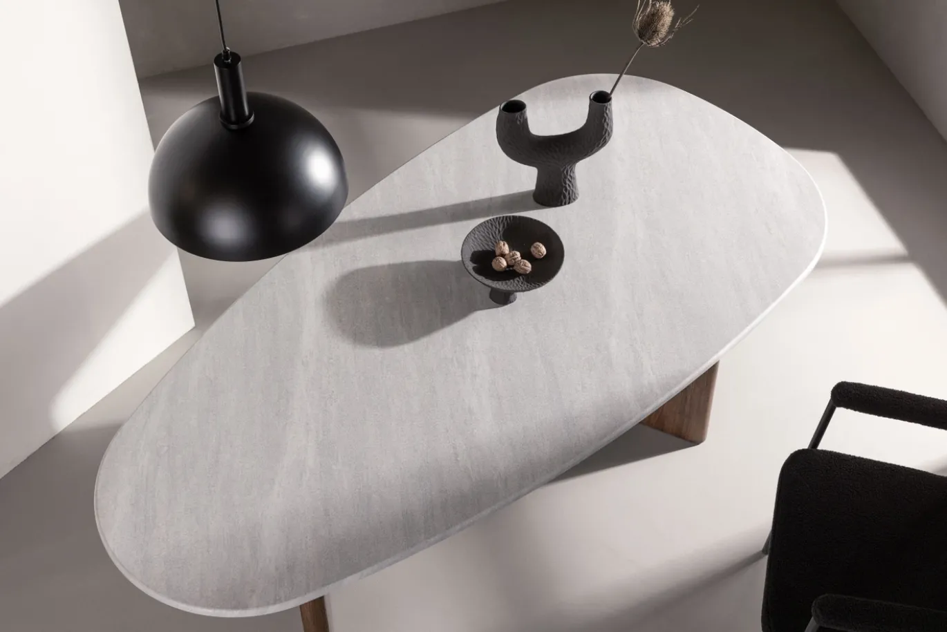 Fjôrd Eettafel Grönvik Ovaal 180x75 Mokka Lichtgrijs Betonlook