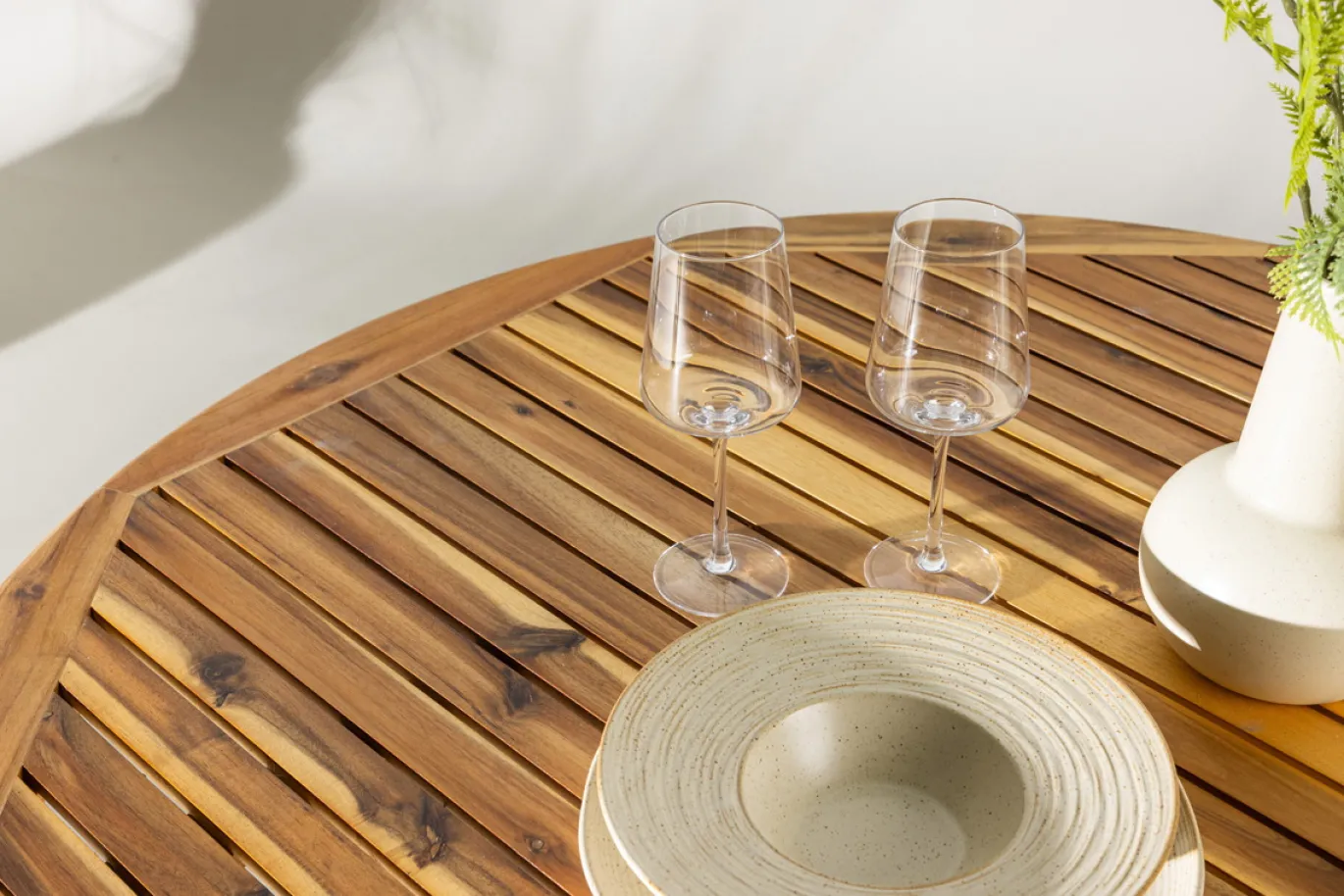 Fjôrd Eettafel Lumpur Rond Acacia Teaklook Rond Ø120x75cm