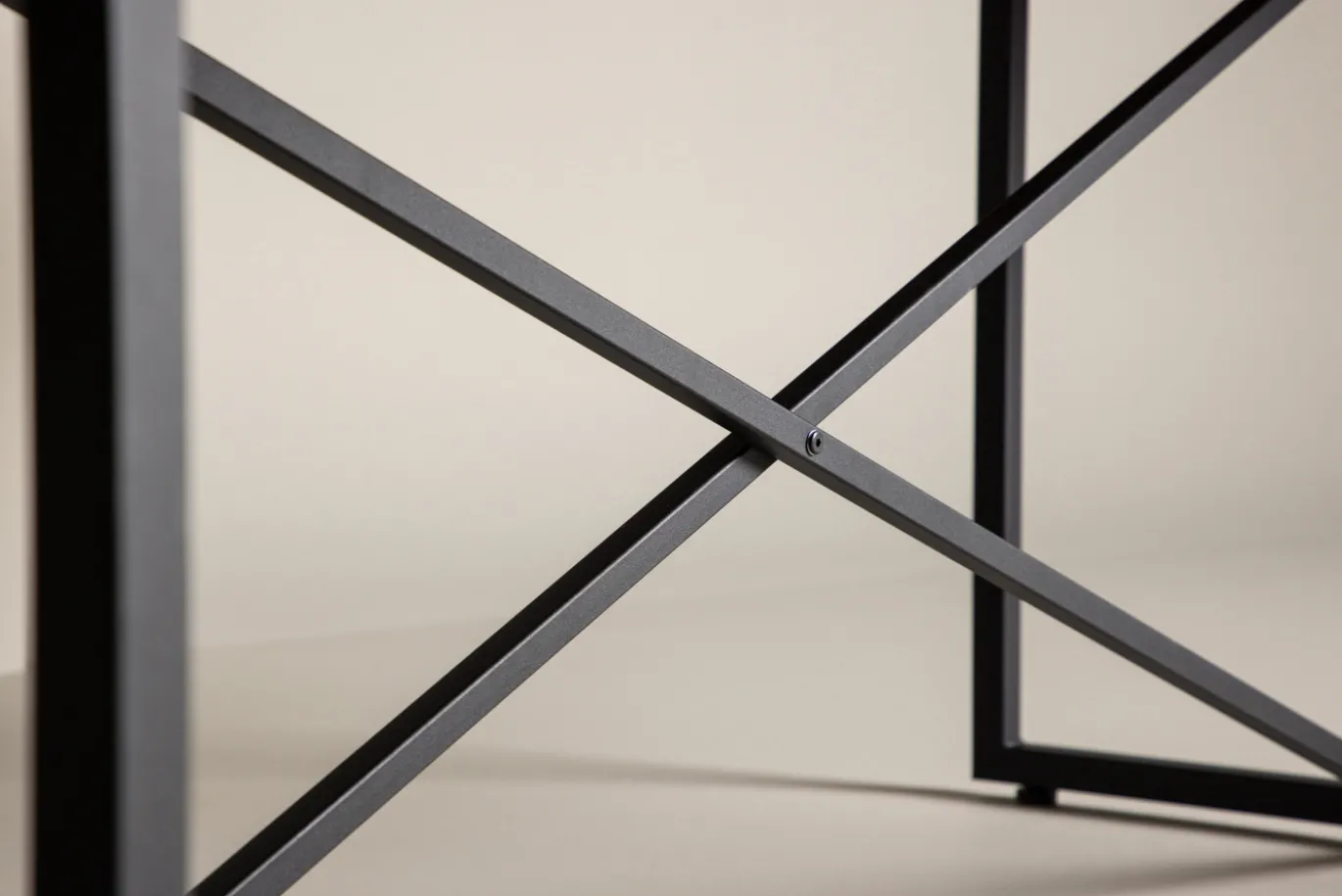 Fjôrd Eettafel Padang Zwart Teak 250x100x76cm