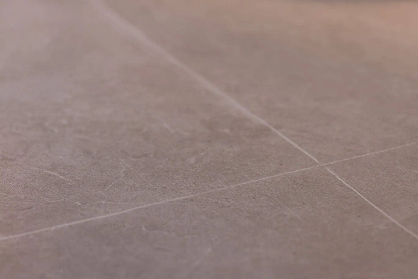 Fjôrd Eettafel Piazza Ø120cm Naturel Donkergrijs Spraystone