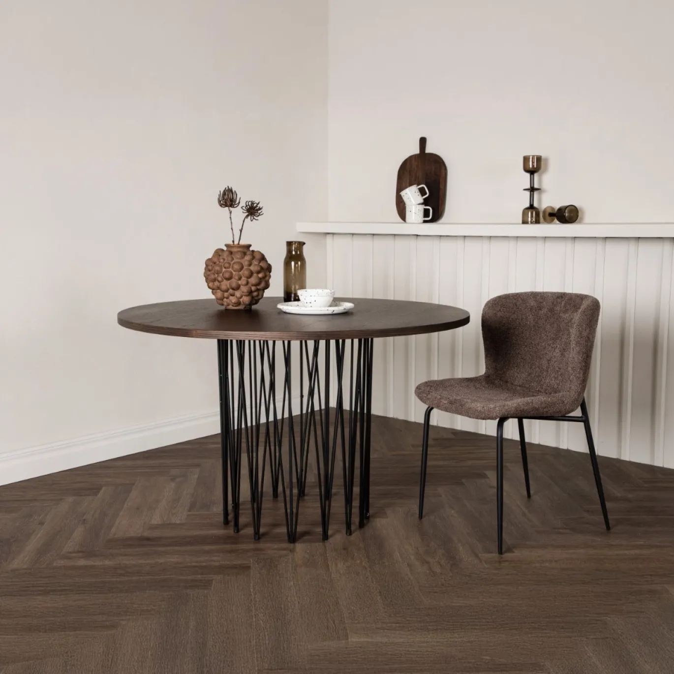 Fjôrd Eettafel Stone Rond Zwart/Mokka Fineer