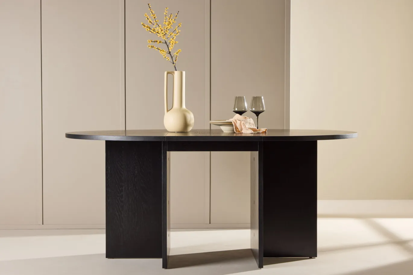 Fjôrd Eettafel Strada Zwart ⌀120cm
