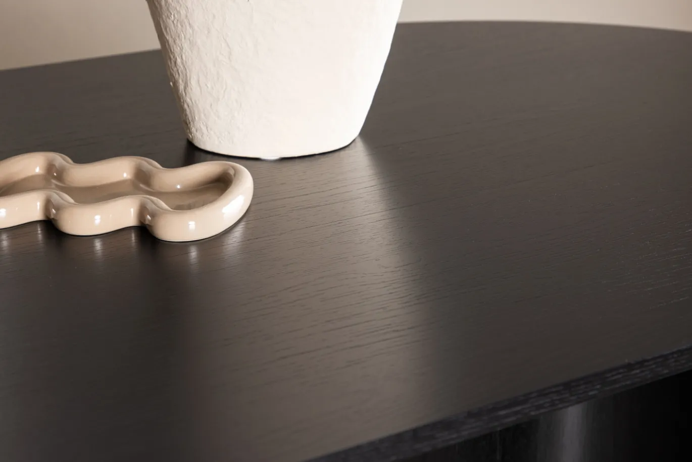 Fjôrd Eettafel Tyresö Ovaal Zwart 220x100cm