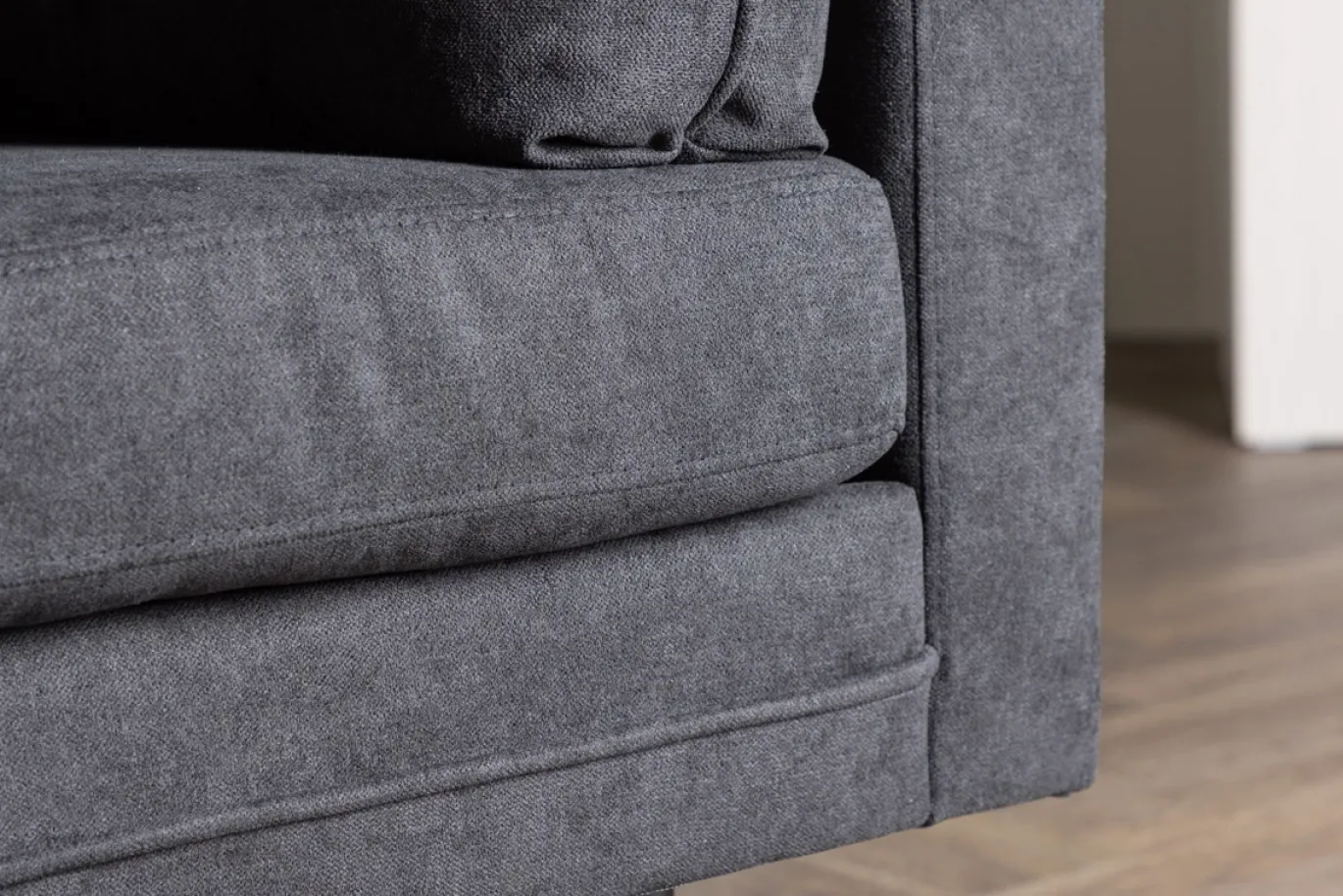 Fjôrd Fauteuil Boom Zwart Linnen