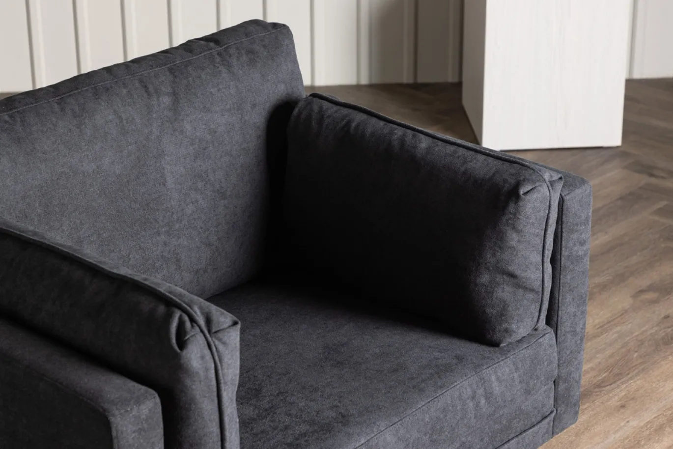 Fjôrd Fauteuil Boom Zwart Linnen