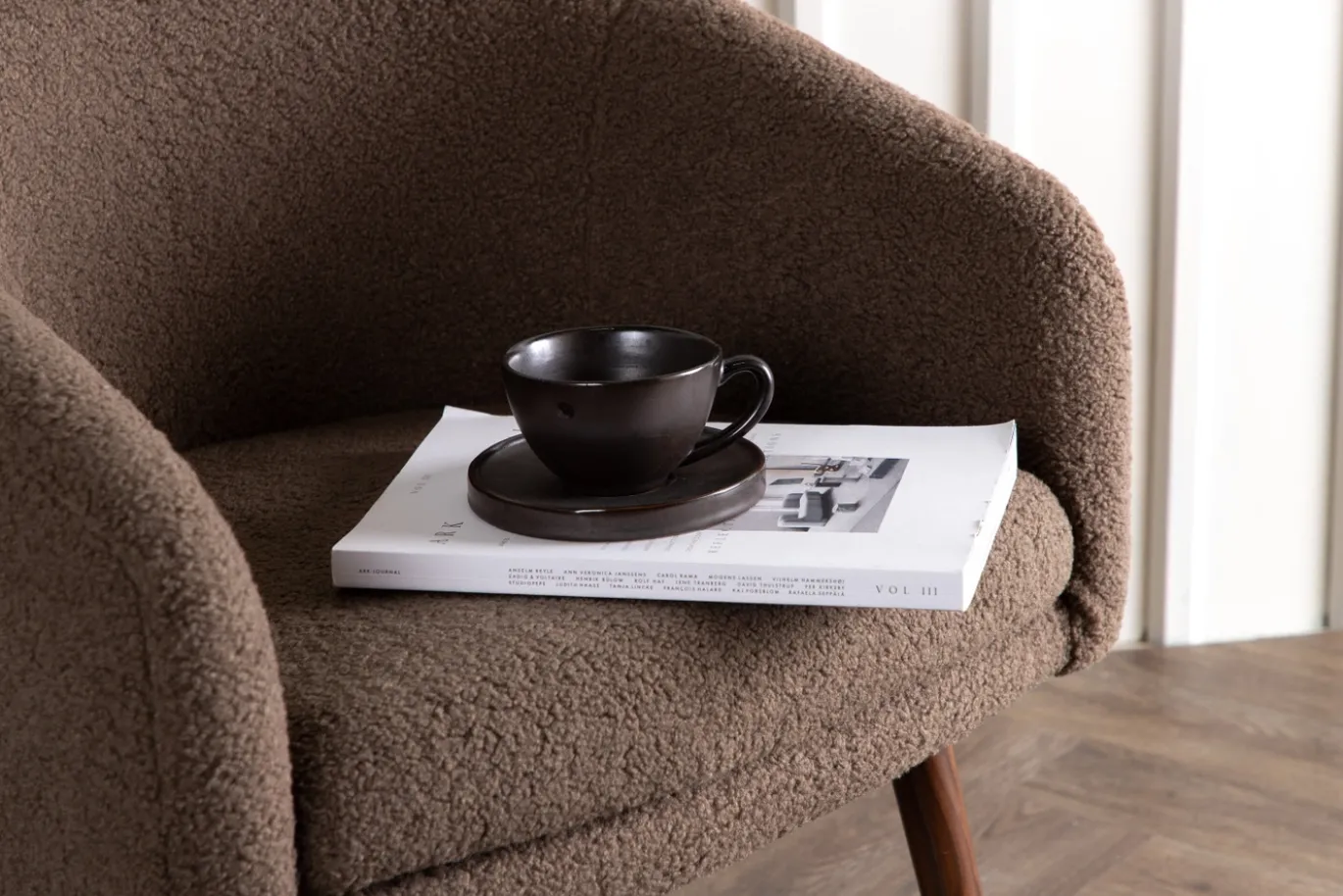 Fjôrd Fauteuil Wanda Bruin Teddy