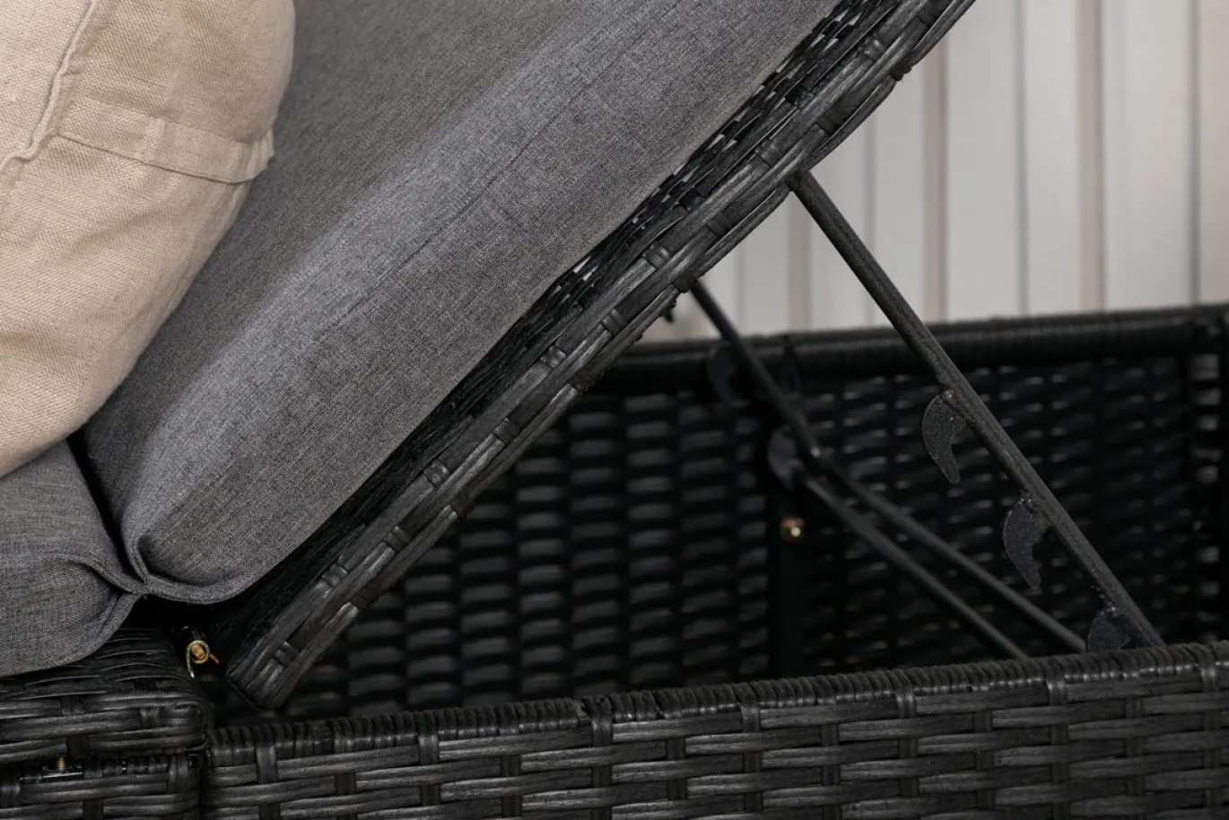 Fjôrd Lounge Ligbed Quad Lounge - Zwart Wicker