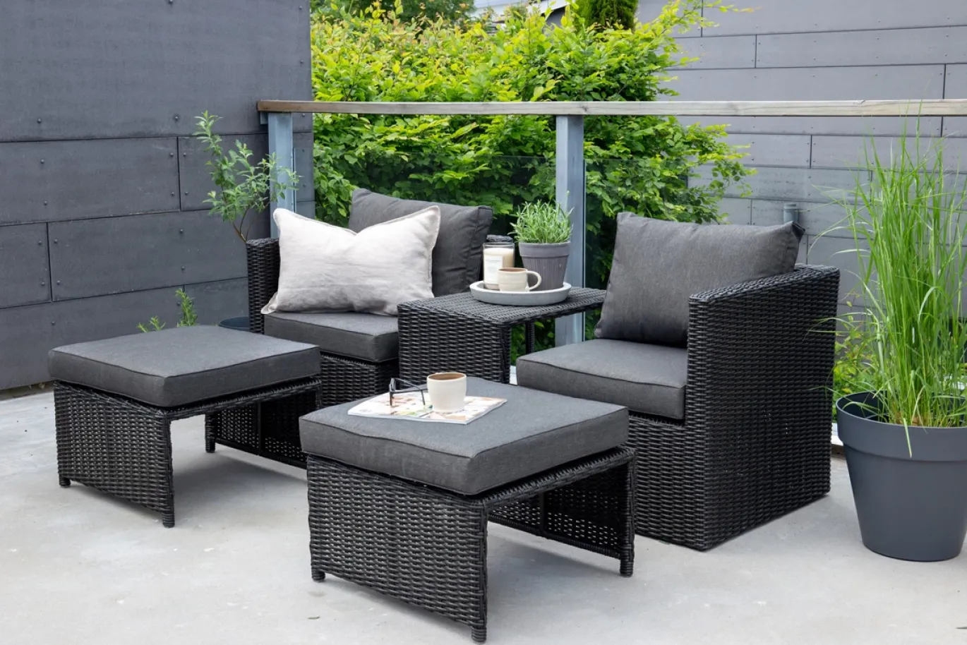 Fjôrd Loungeset Quad Set- Zwart Wicker