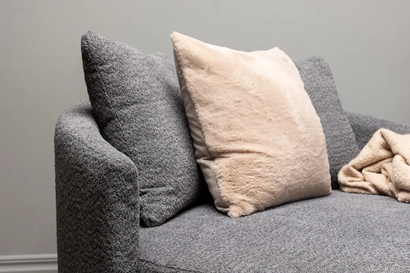 Fjôrd Loveseat Kelso Grijs Teddy