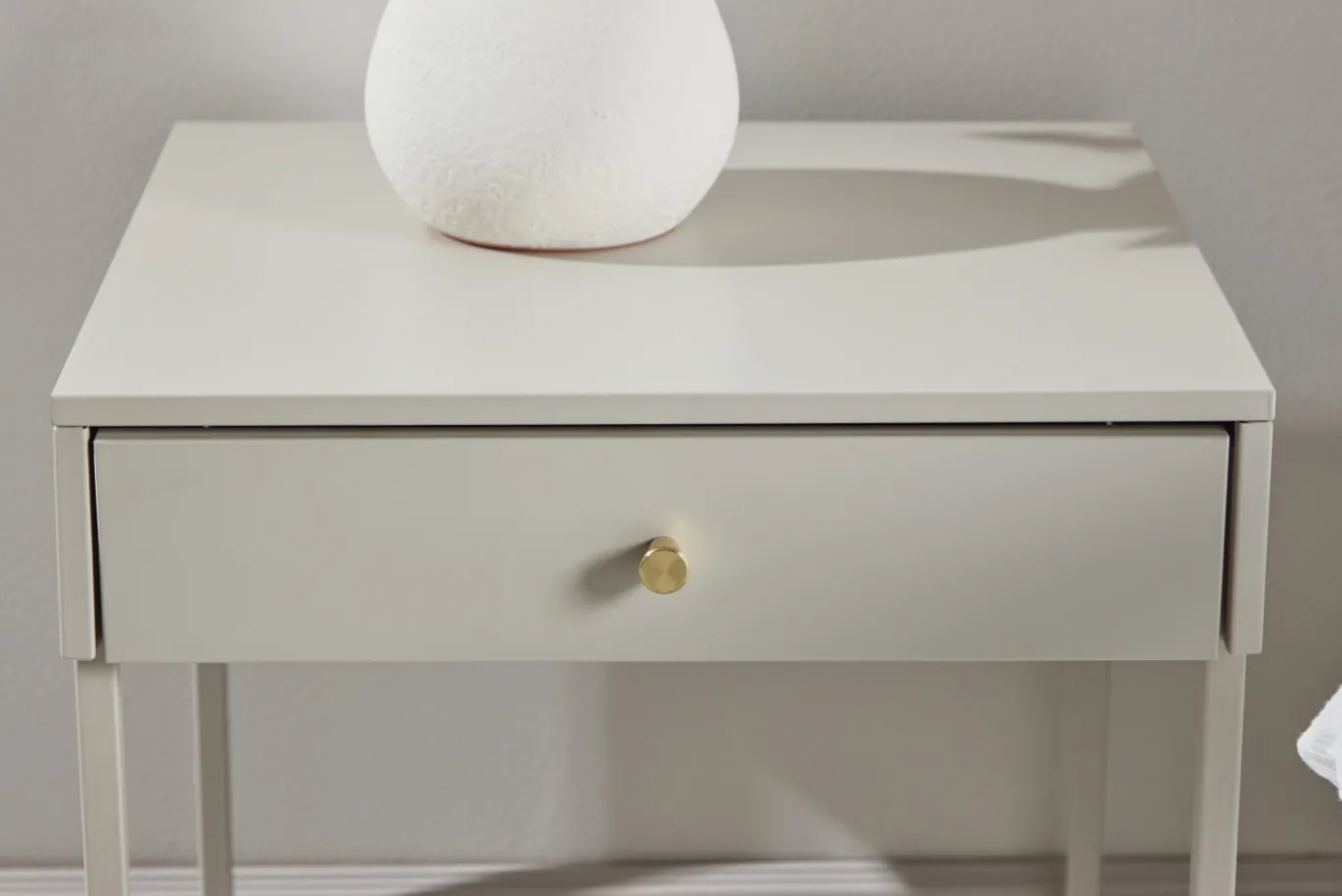 Fjôrd Nachtkastje Bakal Staal Beige
