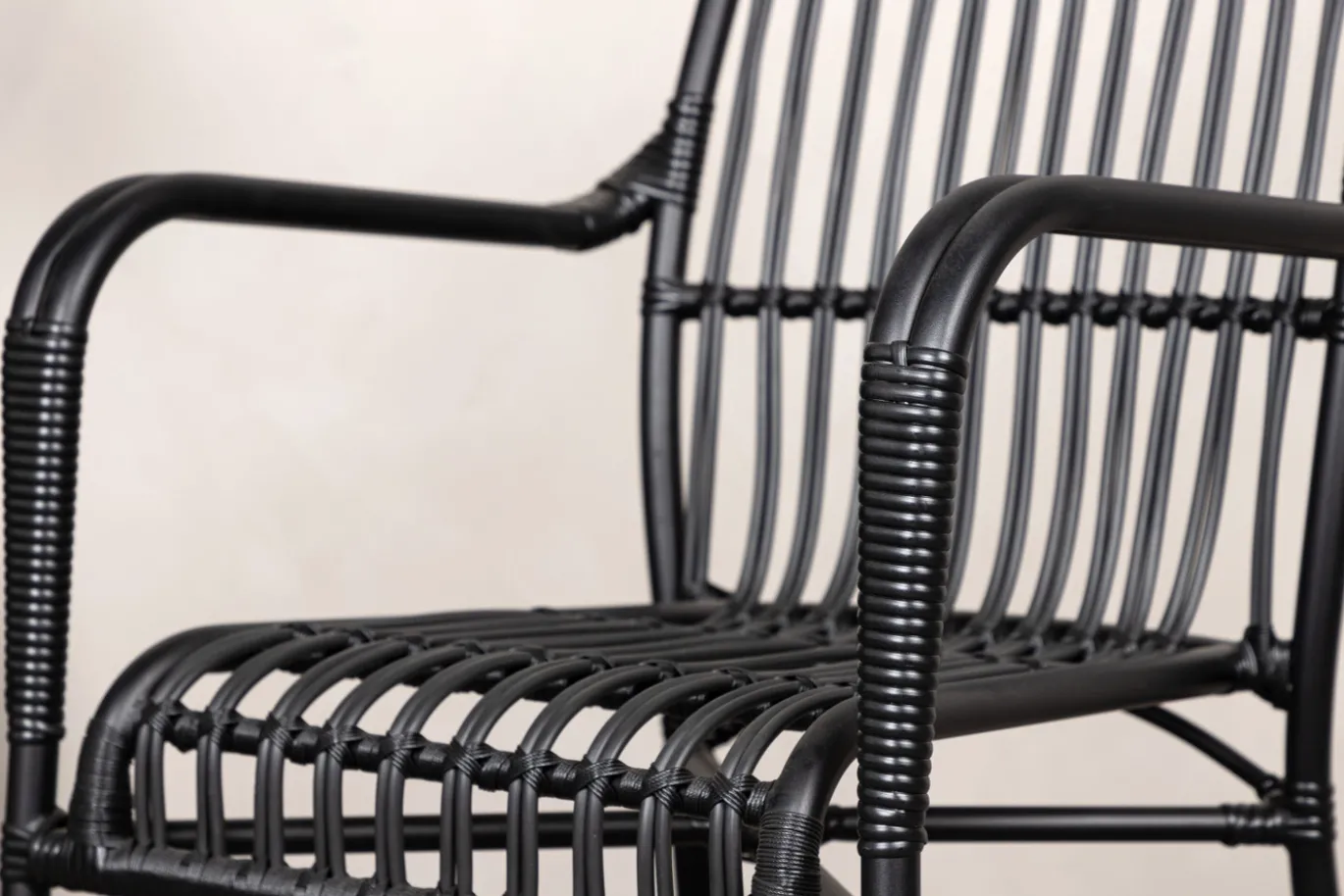 Fjôrd Outdoor Loungestoel Rizal Zwart Rotan/Aluminium