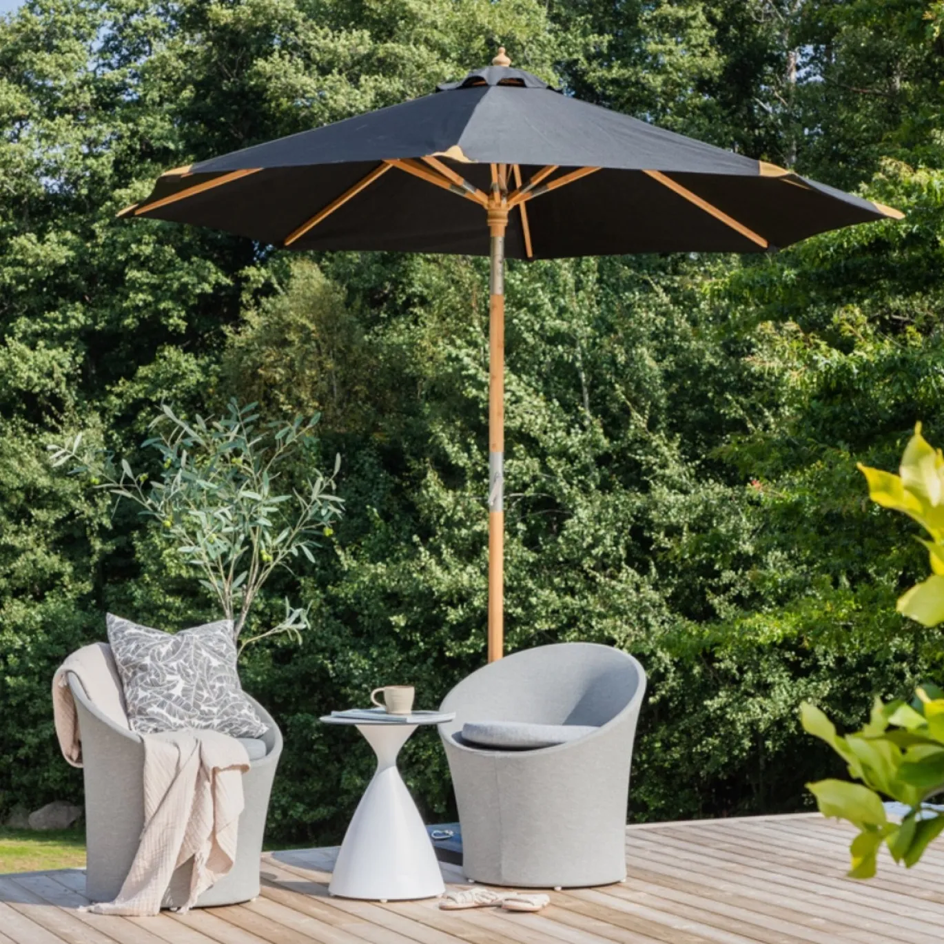 Fjôrd Parasol Cerox Zwart 270cm