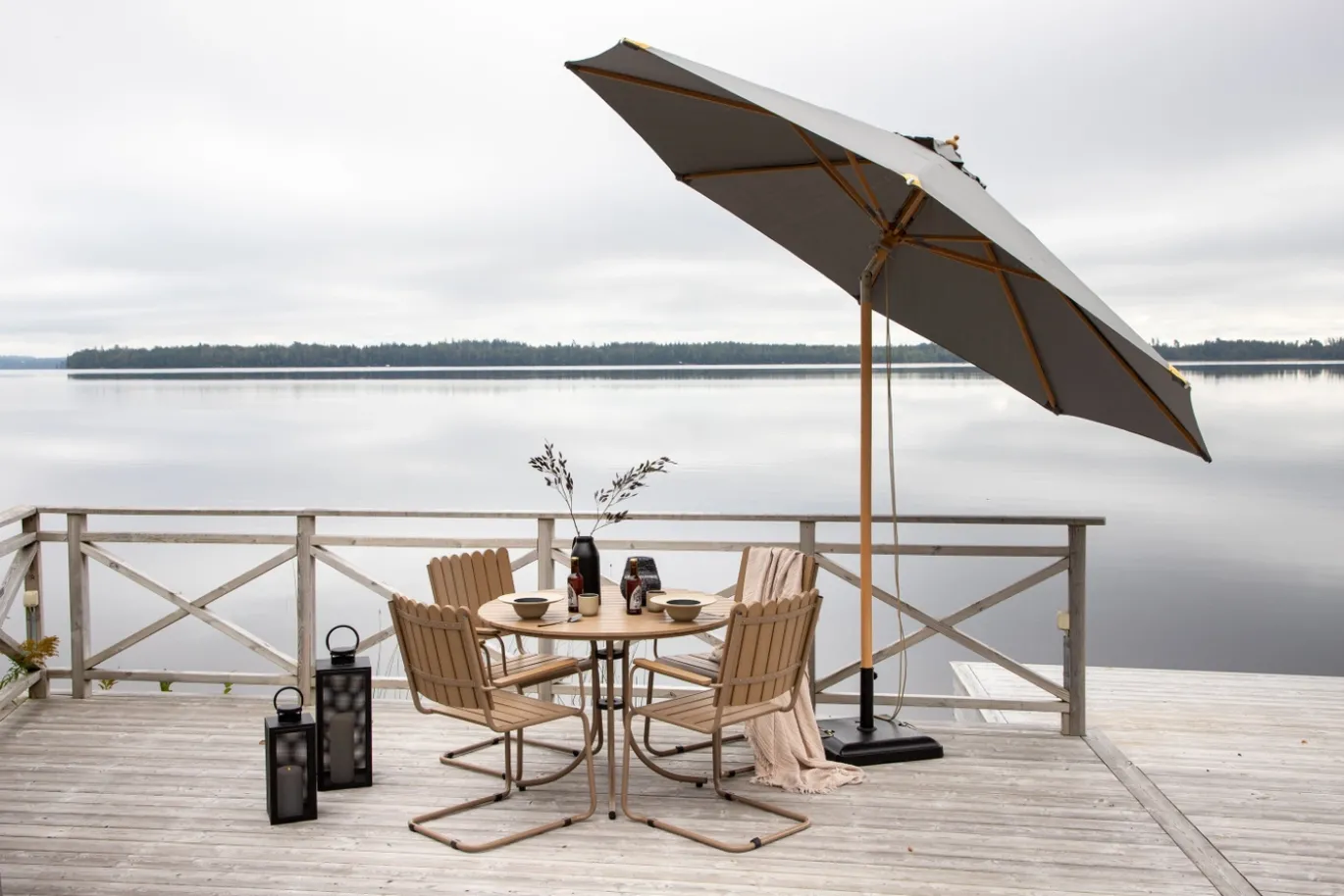 Fjôrd Parasol Nypo Grijs 330cm