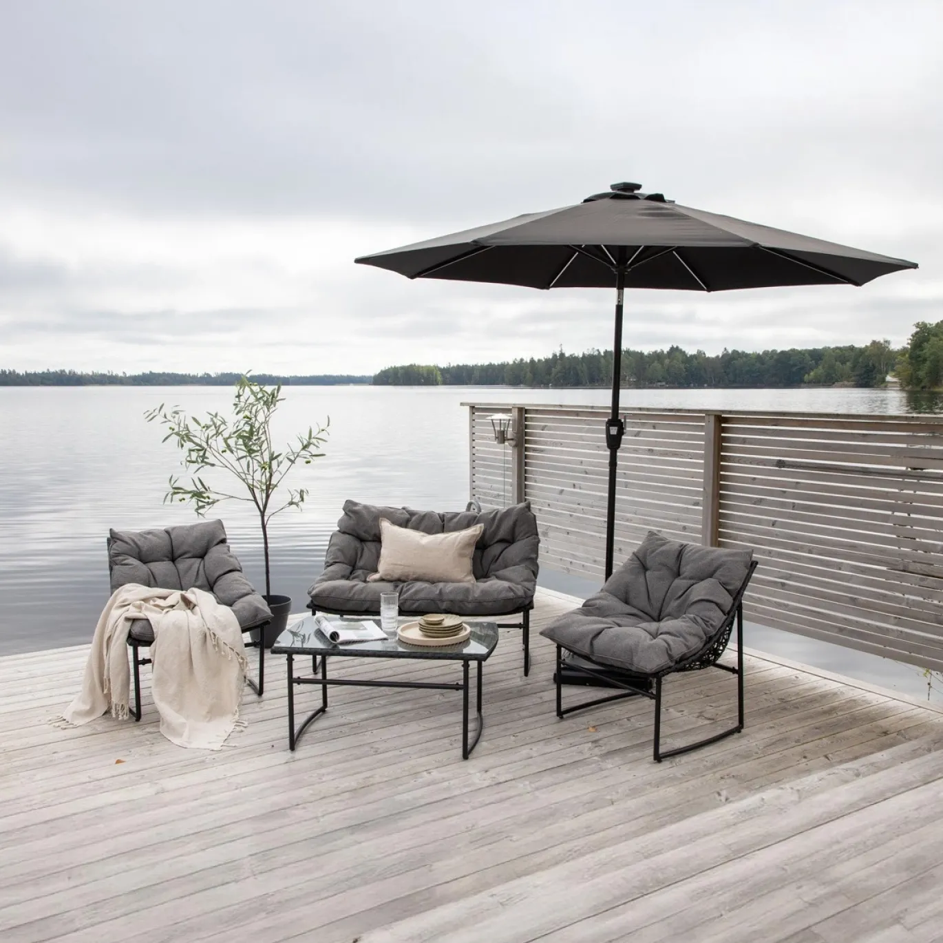 Fjôrd Parasol Sabal Met Led- Zwart 270cm
