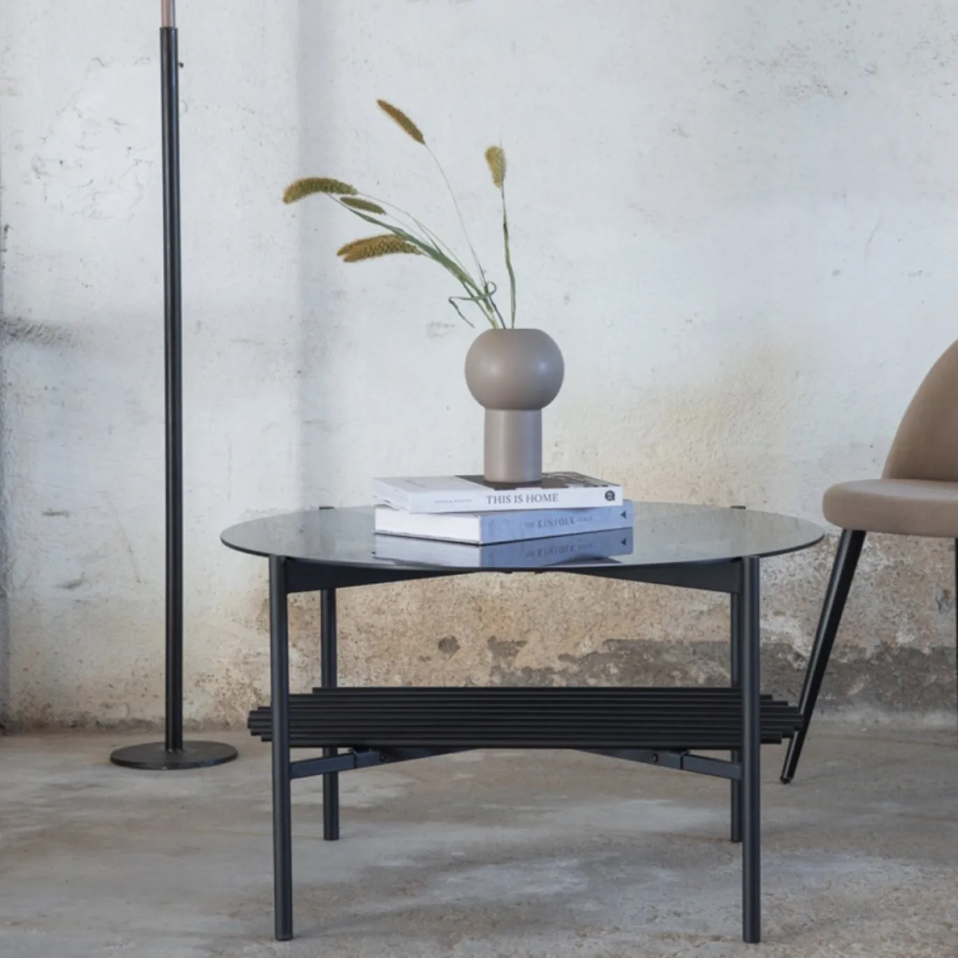 Fjôrd Salontafel Von Zwart Smoked Glas Ø80cm