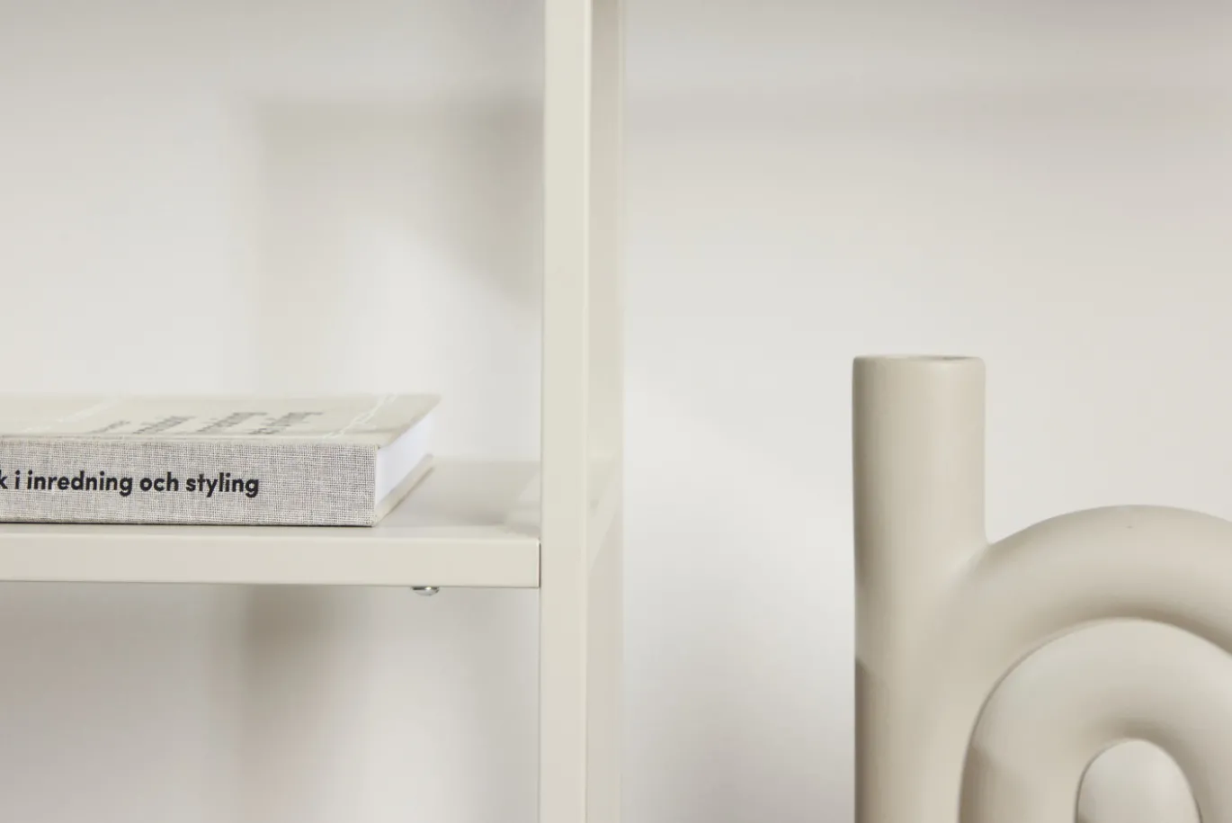 Fjôrd Sidetable Staal Beige
