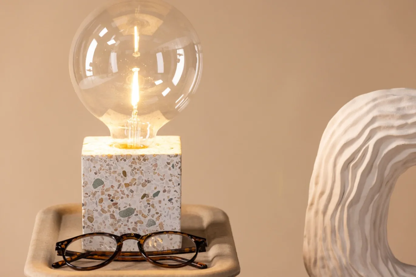 Fjôrd Tafellamp Rilche Grijs Glas