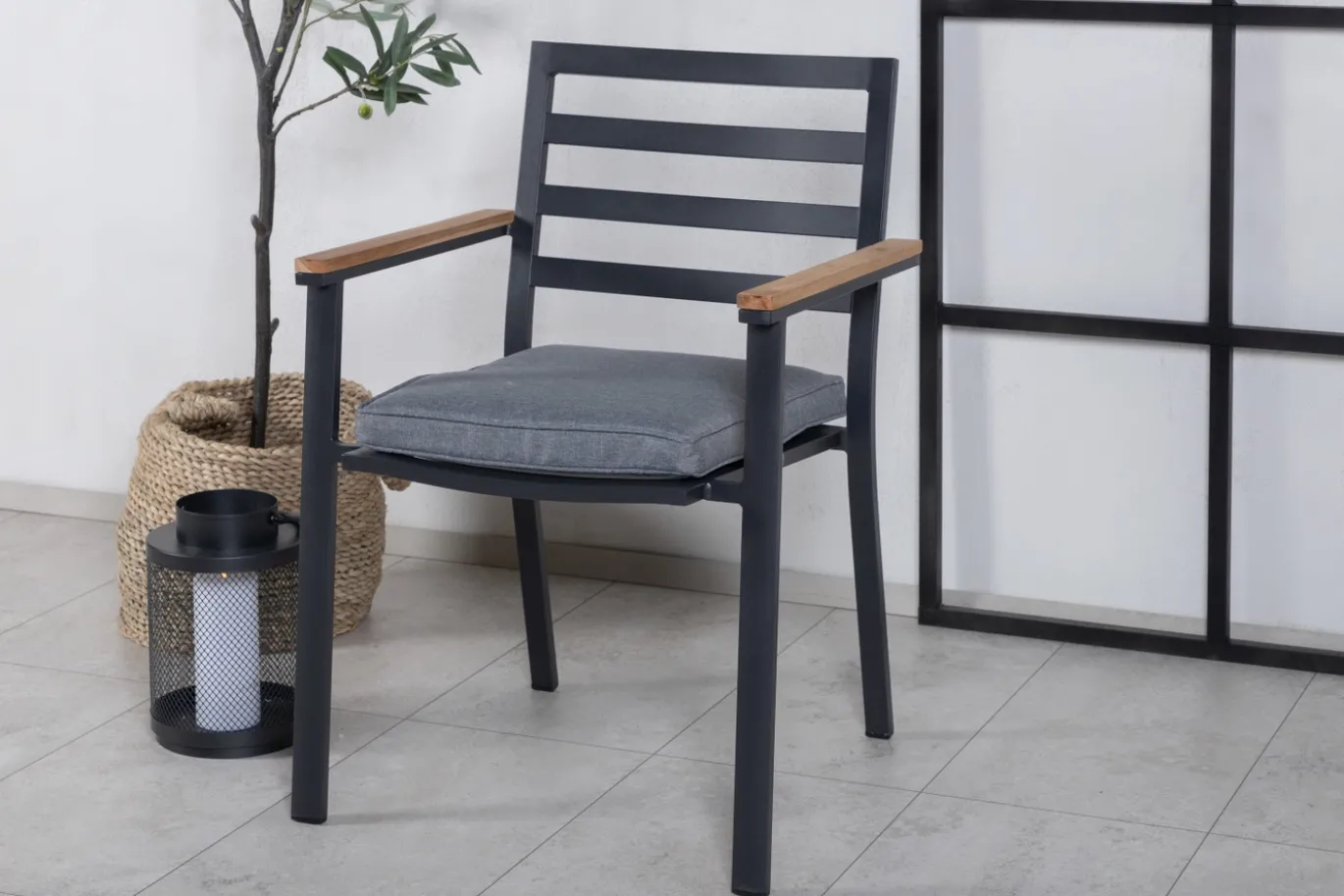 Fjôrd Tuinstoel Brasilia Zwart Aluminium/Teakhout