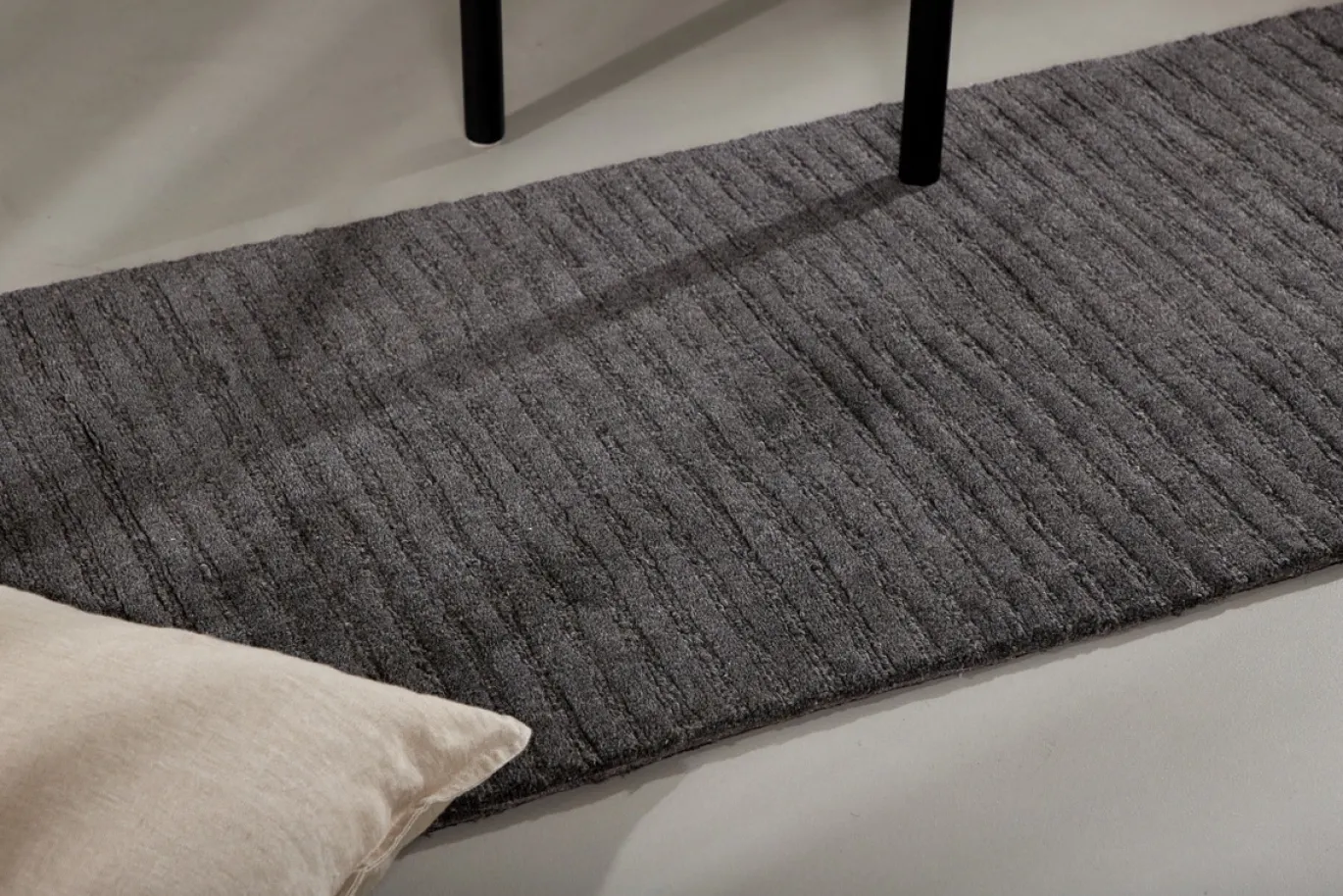 Fjôrd Vloerkleed Milton 200x70cm Donkergrijs