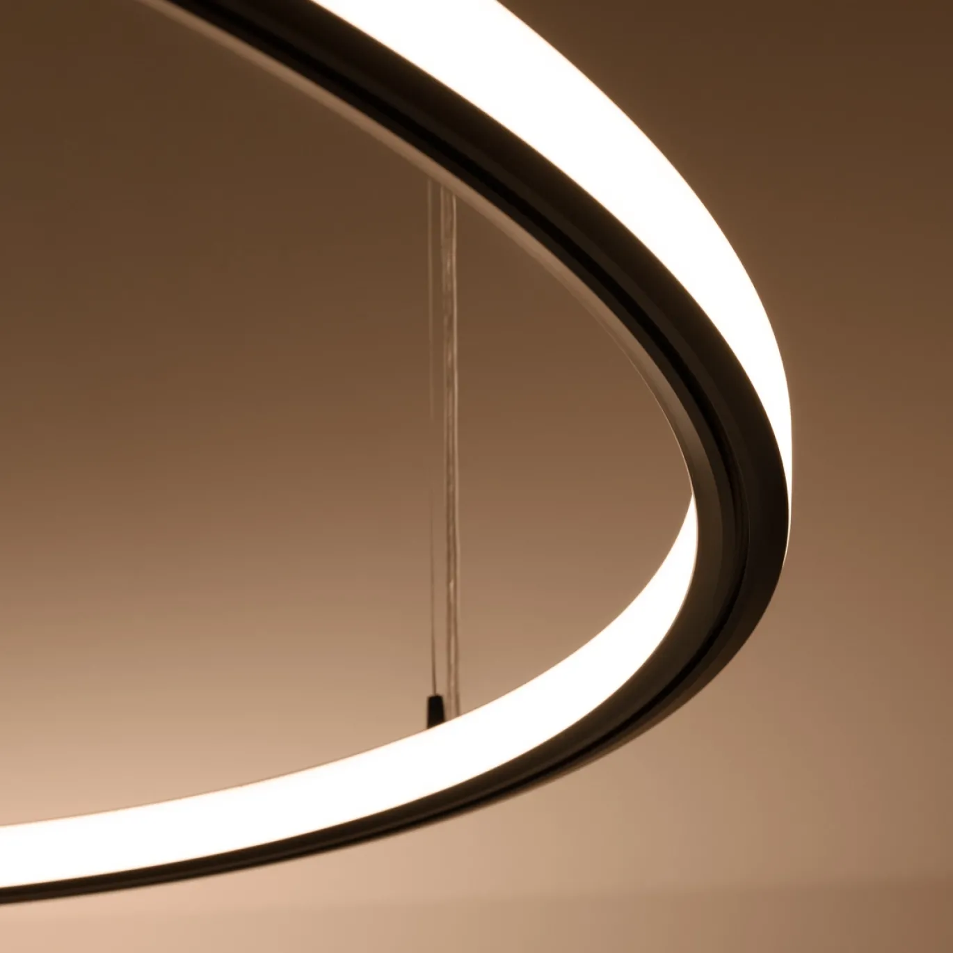 Hanglamp Risa Zwart LED Ø80cm - Giga Meubel