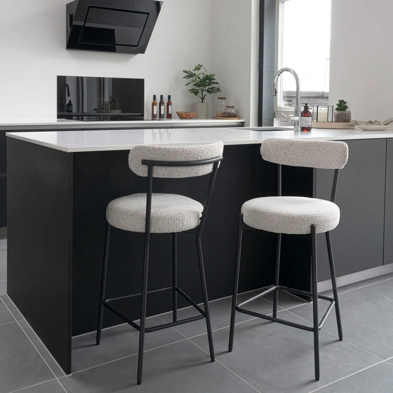 House Nordic Barstoel Badalona Bouclé Wit