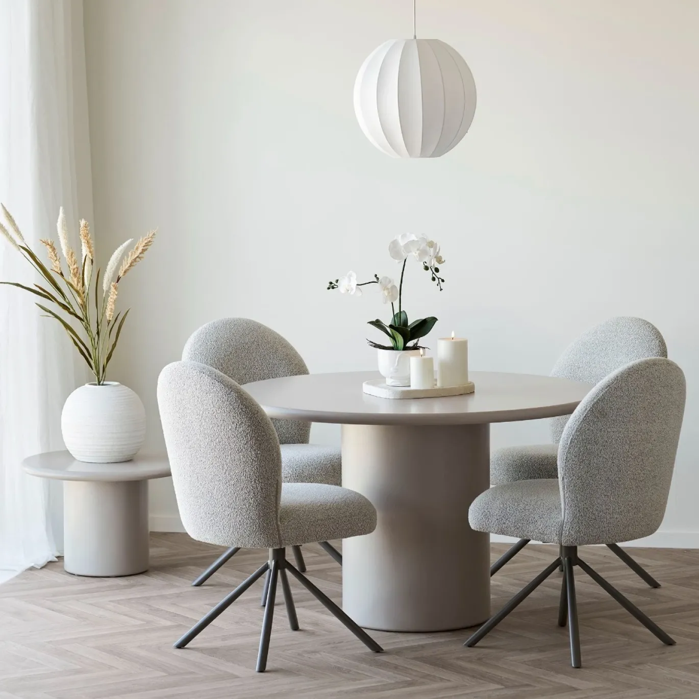 House Nordic Eetkamerstoel Lana Bouclé Draaibaar Zand