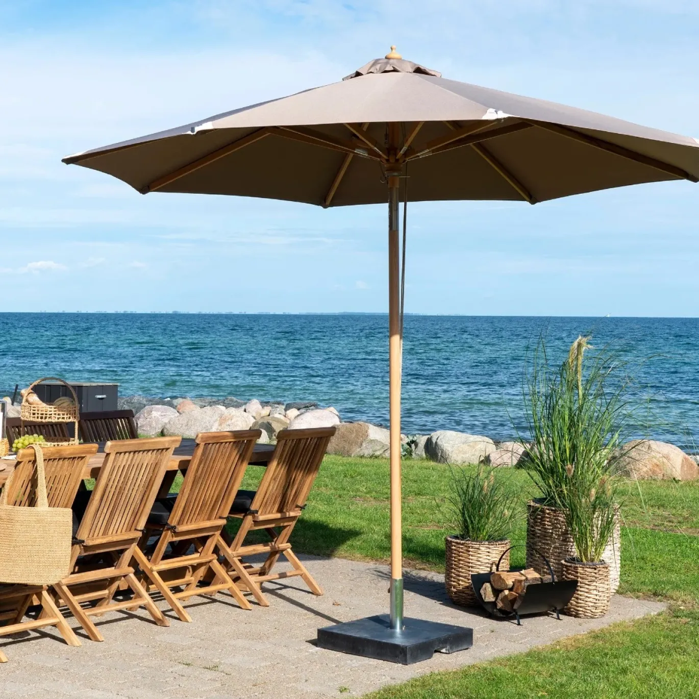 House Nordic Parasol Austin Zand ø300cm