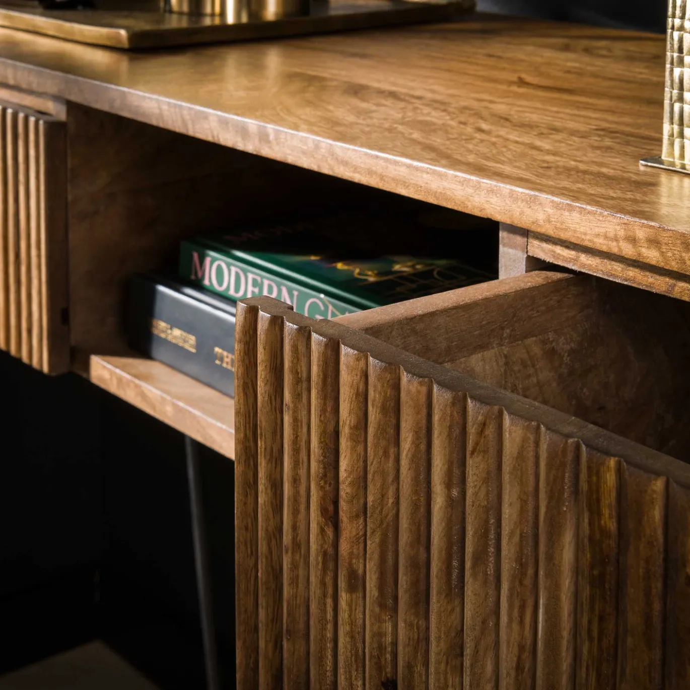 Kaptafel Wave 2 Lades Massief Mango Zandkleur - Giga Meubel