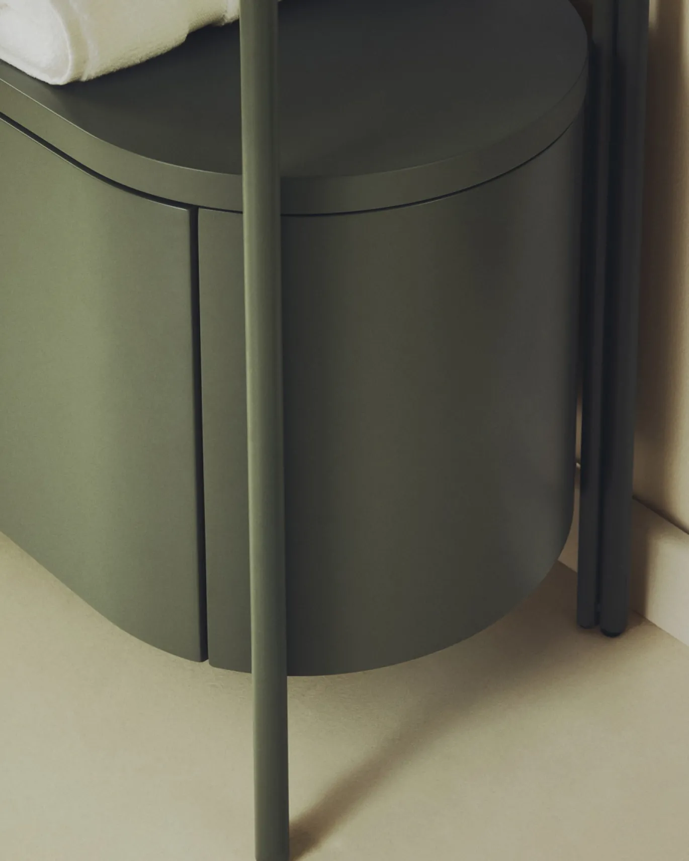 Kave Home Badkamermeubel Arely met Stalen Structuur Groen Gelakt MDF 90x40cm