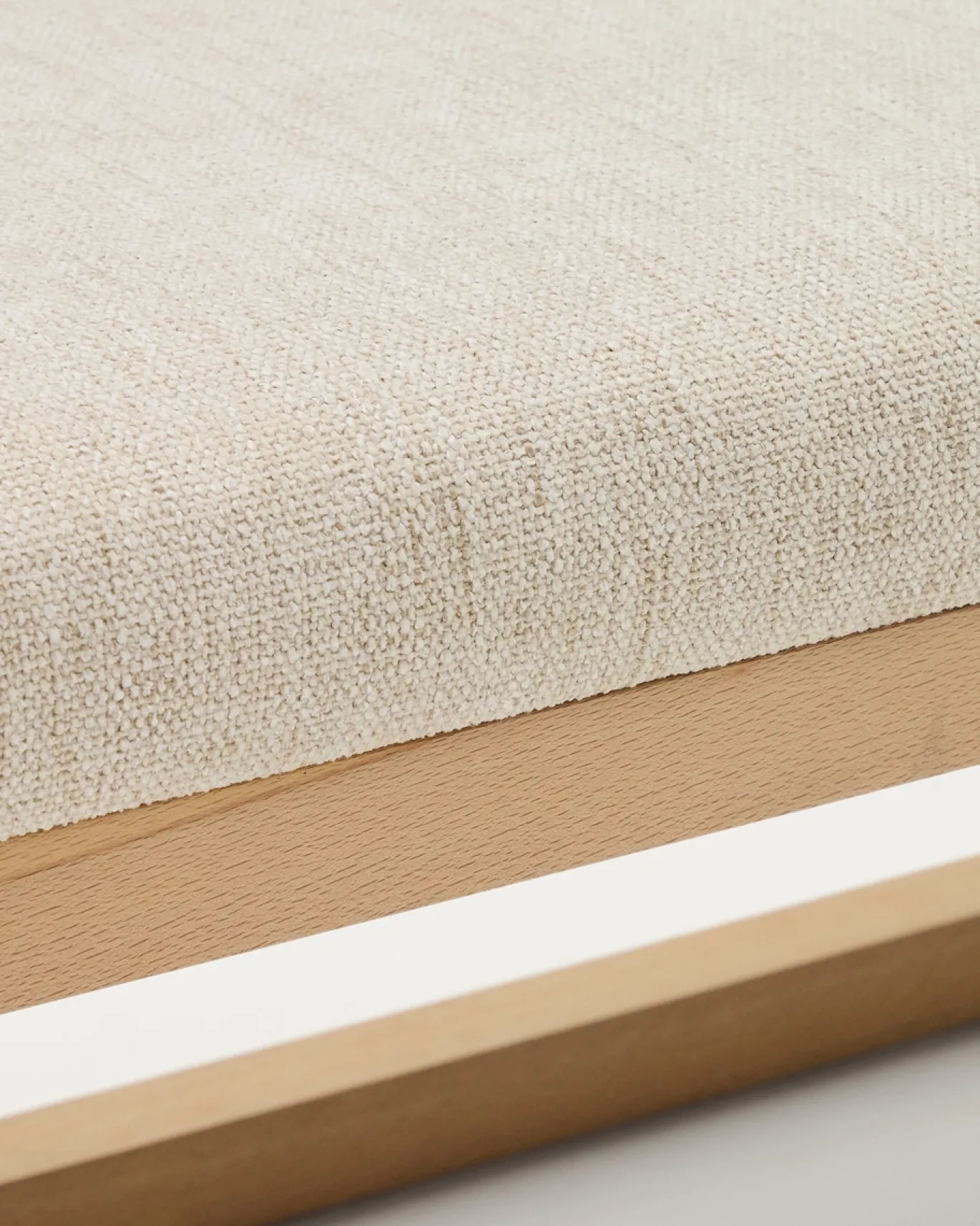 Kave Home Bankje Loya Beige Chenille En Beukenhout 128cm