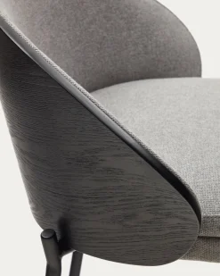 Kave Home Barkruk Eamy In Lichtgrijs Chenille en Essenhoutfineer Zwart