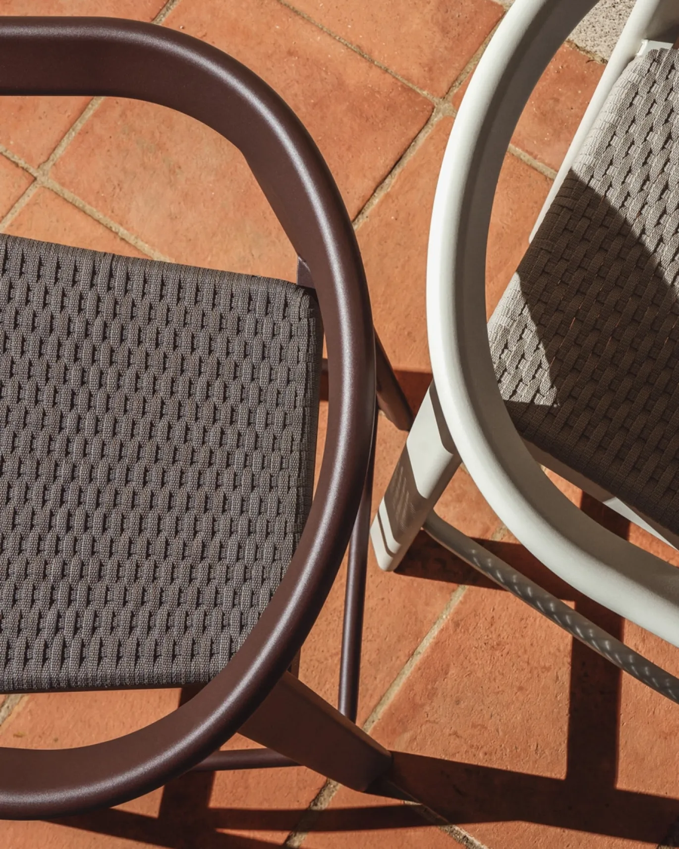 Kave Home Barkruk Erice Aluminium/Touw Donkerbruin