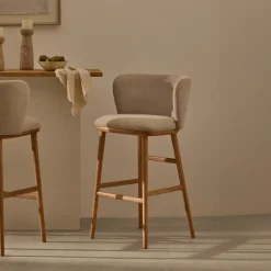 Kave Home Barstoel Ciselia Beige Chenille Essenhout Naturel 65cm