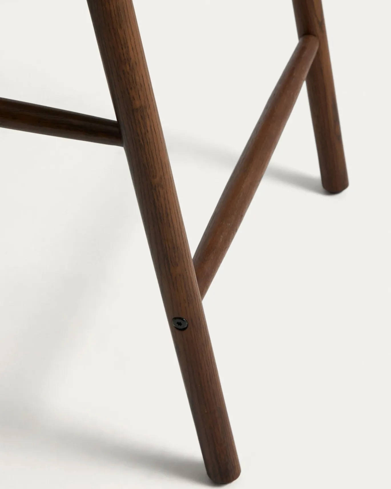 Kave Home Barstoel Derile Eiken Walnoot/Beige