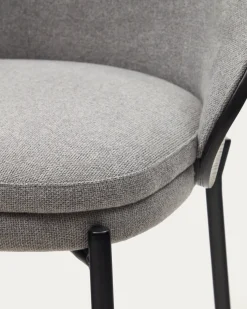 Kave Home Barstoel Eamy Lichtgrijs Chenille Essenhoutfineer Zwart