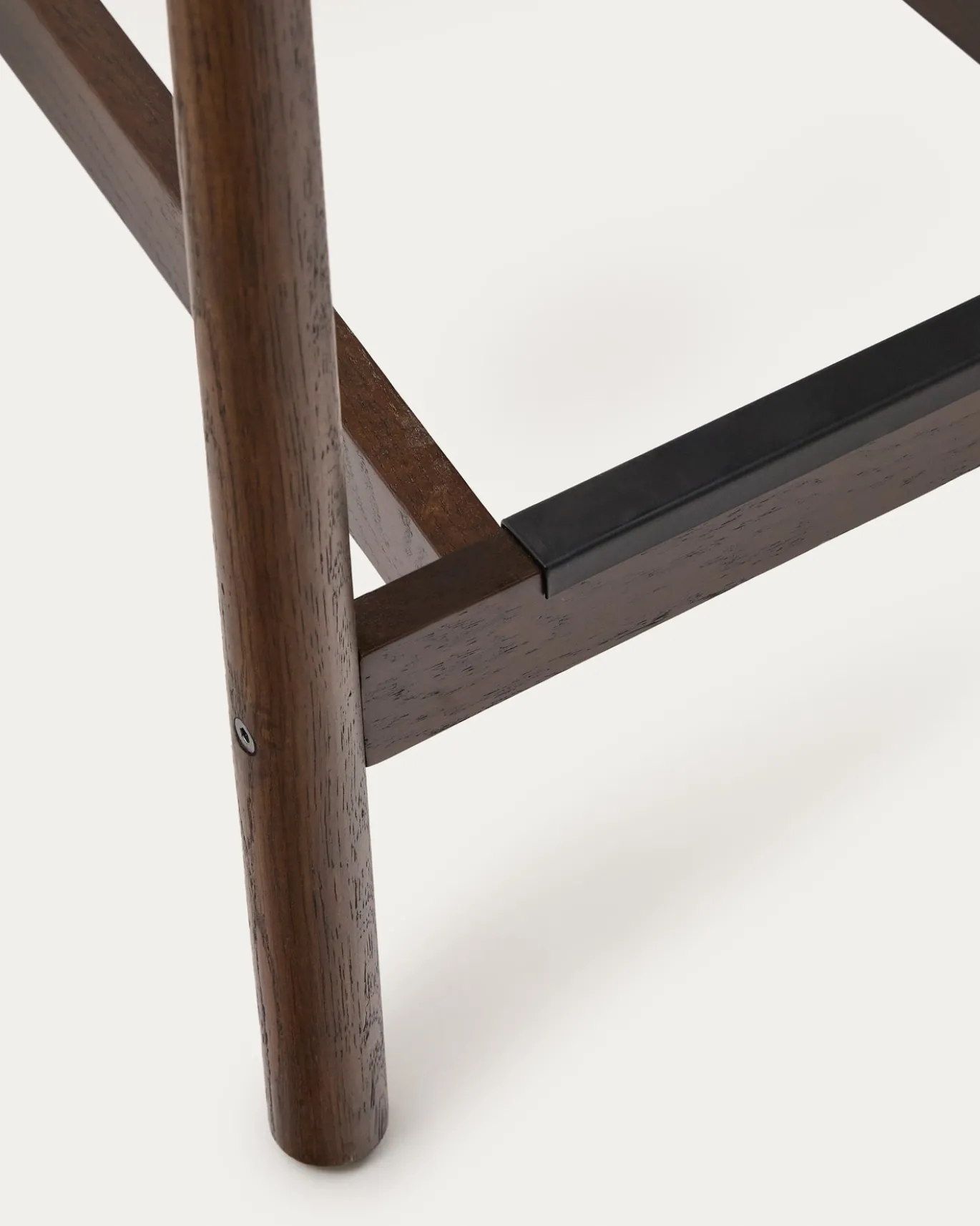Kave Home Barstoel Yalia Eikenhout Walnoot 65cm