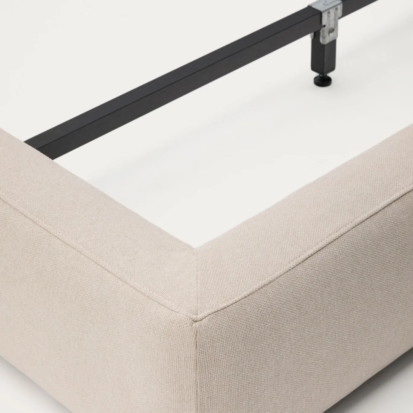 Kave Home Bed Blok Beige 180x200cm