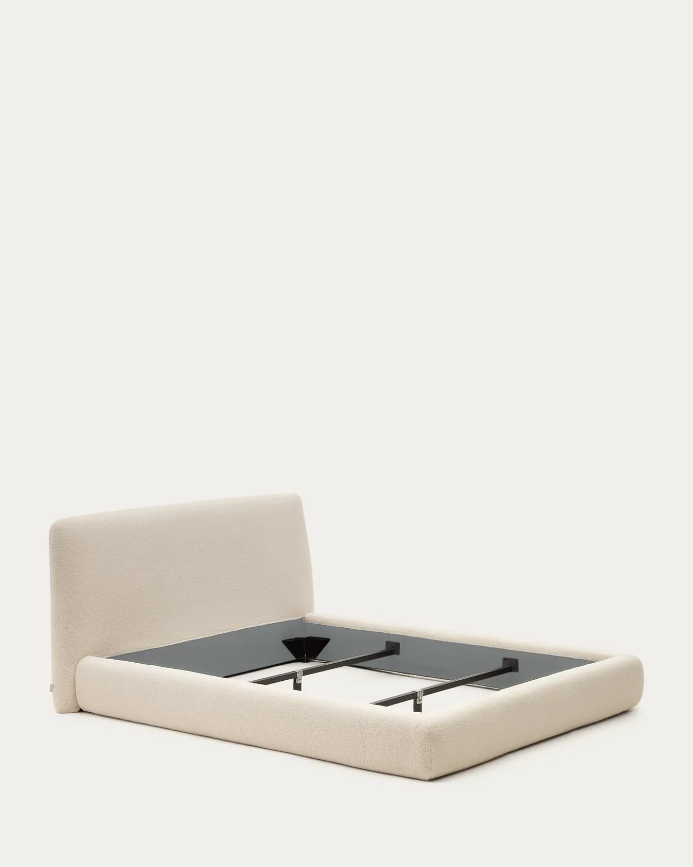 Kave Home Bedframe Martina Off White Bouclé 160x200cm