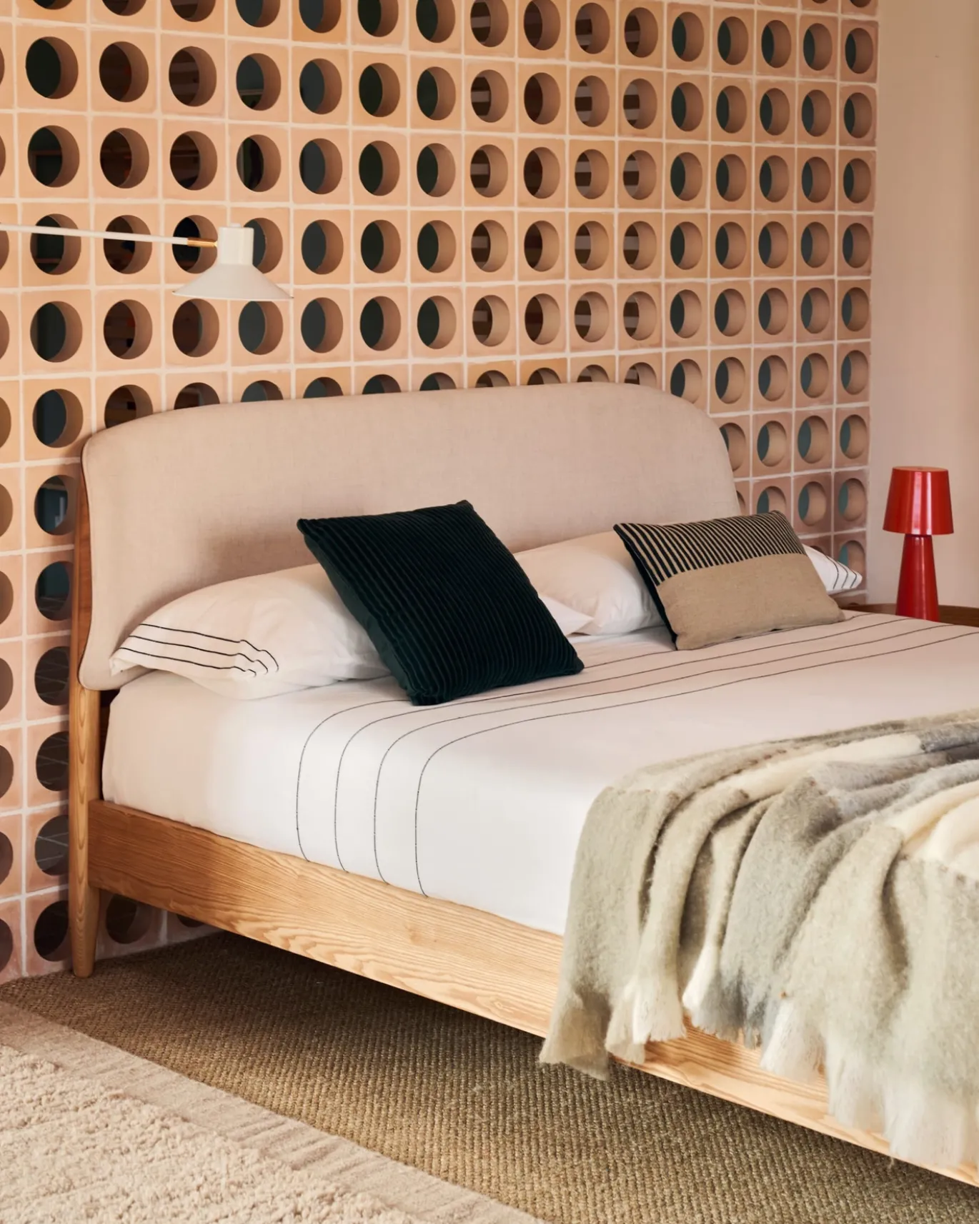 Kave Home Bedframe Octavia Wit/Naturel 160x200cm