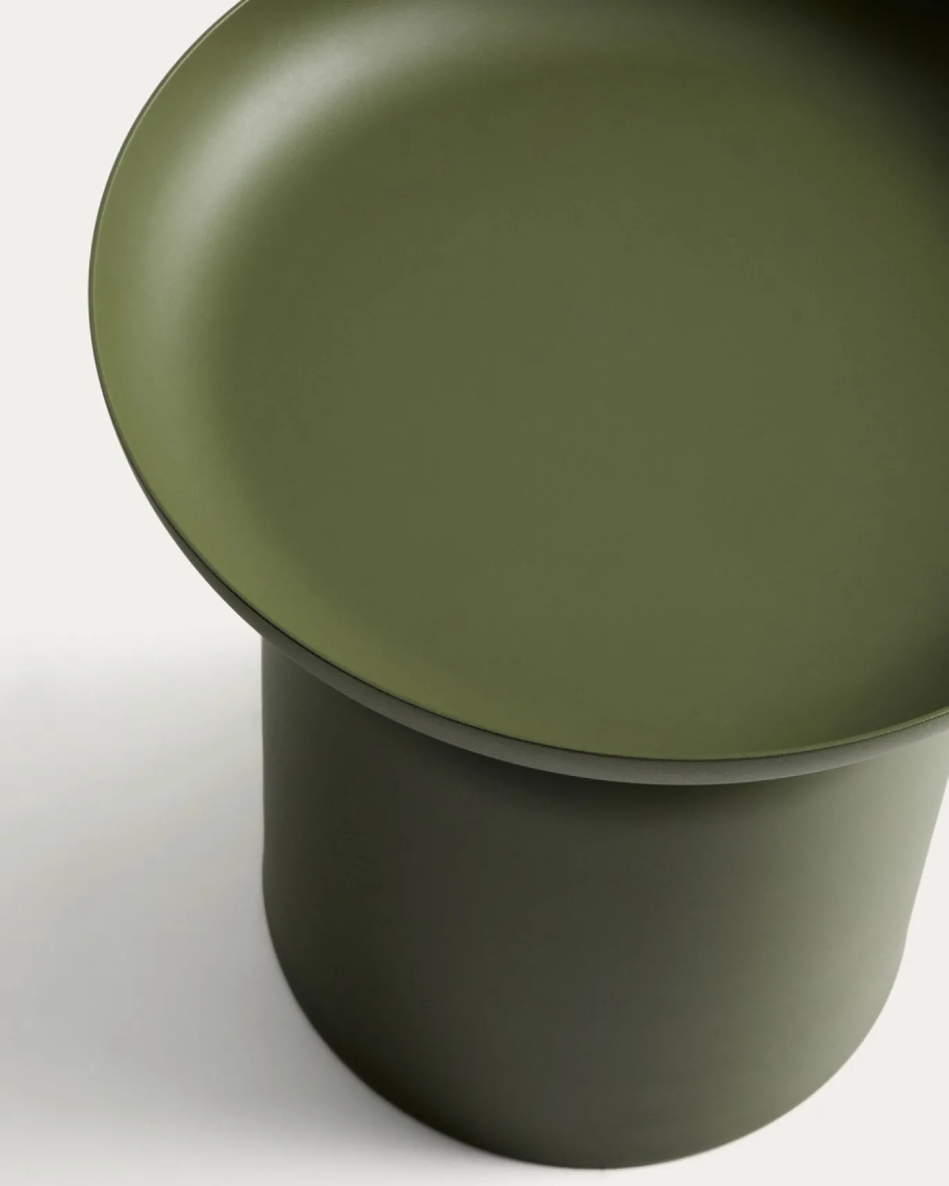 Kave Home Bijzettafel Arcola Aluminium Groen Ø45cm